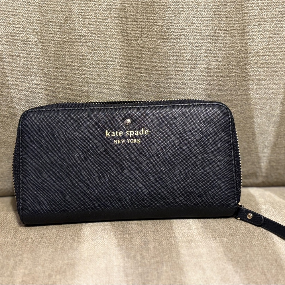Kate Spade Black Zip Wallet